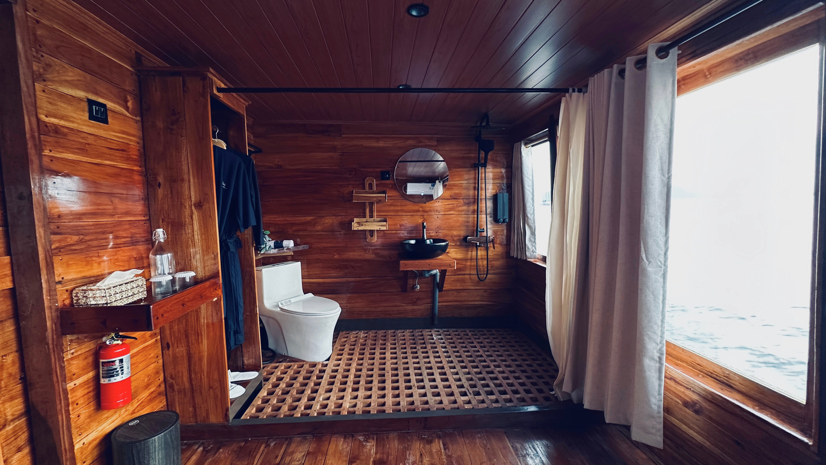 Deluxe Cabin