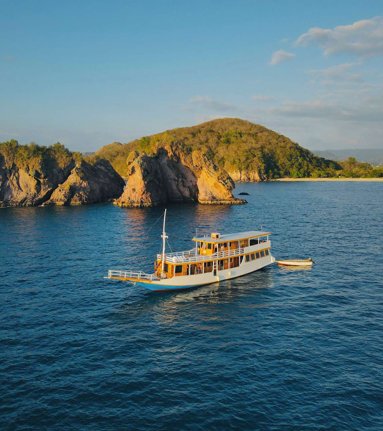 Kapal New Pandawa Tampak Samping